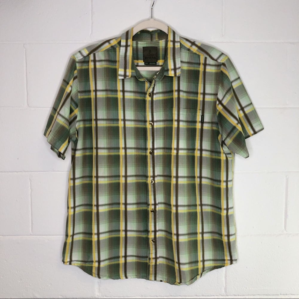Prana Men’s Green Plaid Short Sleeve Button Up Shirt
